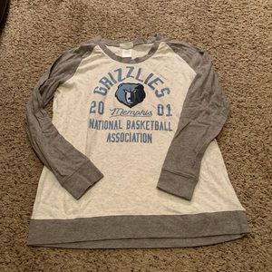 Memphis Grizzlies sweatshirt